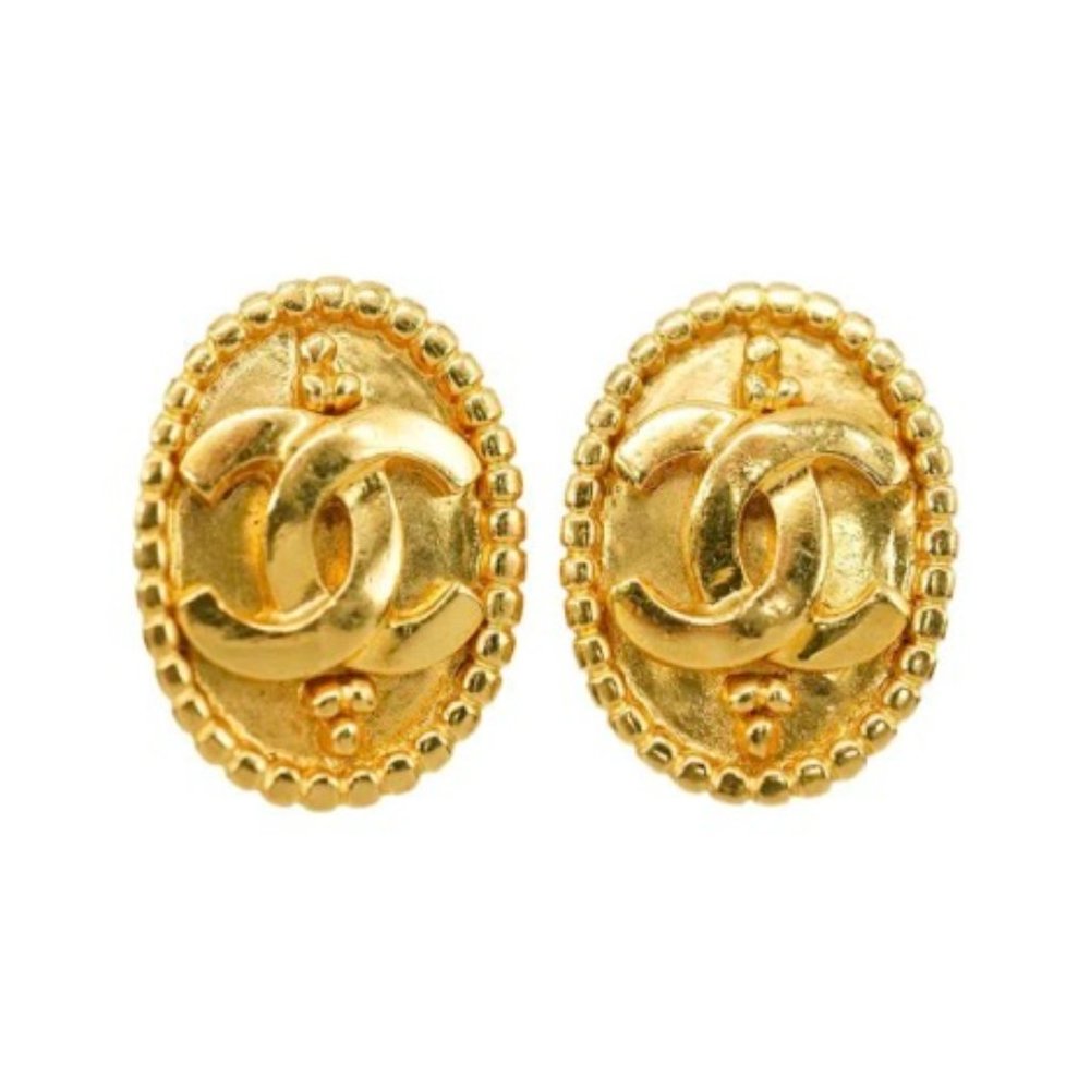 Chanel Vintage 1996A Clip On Earrings